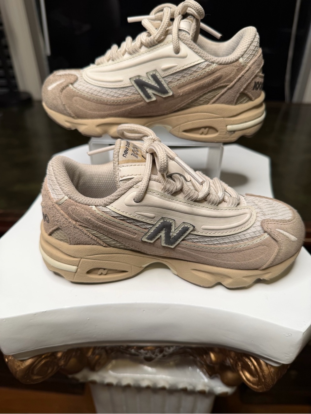 New Balance 1000 Retro Chunky Sneakers Sea Salt Girls 1.5